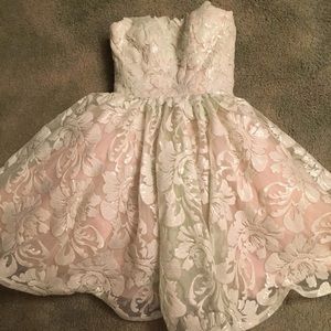 GreenStrapless sequin dress